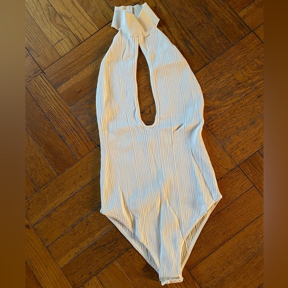 Zara Cream Bodysuit - Picture 1 of 2